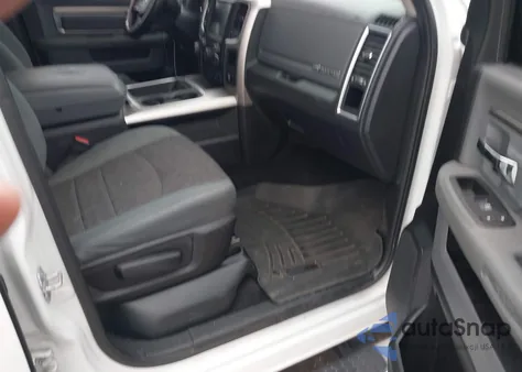 2016 Ram 1500 Big Horn z USA, uszkodzony, nr VIN 3C6RR7LT0GG240089